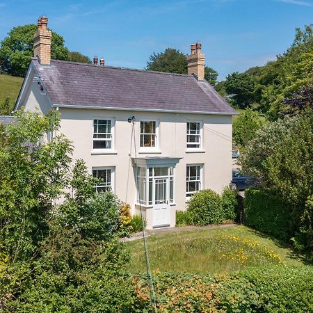 Pendre Farmhouse Villa Llandysul Exterior photo